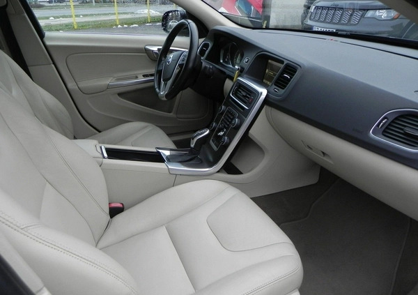 Volvo S60 cena 43900 przebieg: 234000, rok produkcji 2015 z Rzeszów małe 172